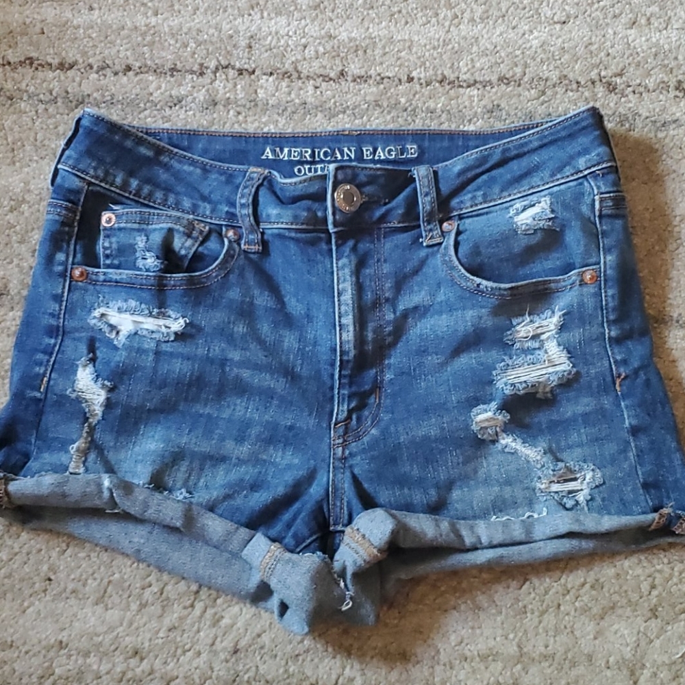 American Eagle Distressed Jean Short